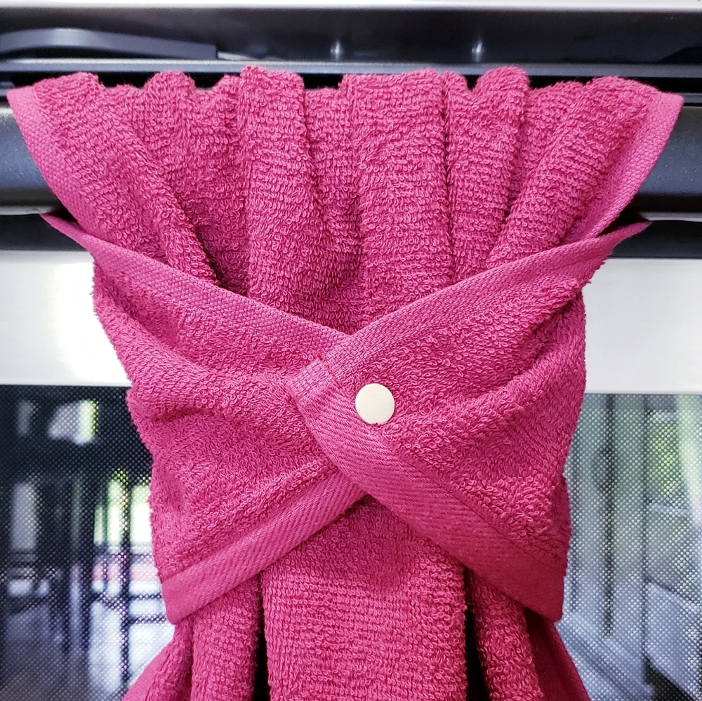 ❤️NEW!❤️ #0919-C ■Burgundy Hang'N'Snap HAND Towel 🤍Select your snap